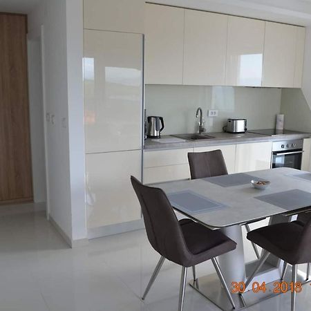 My Paradies - Njivice Penthouse*** 外观 照片