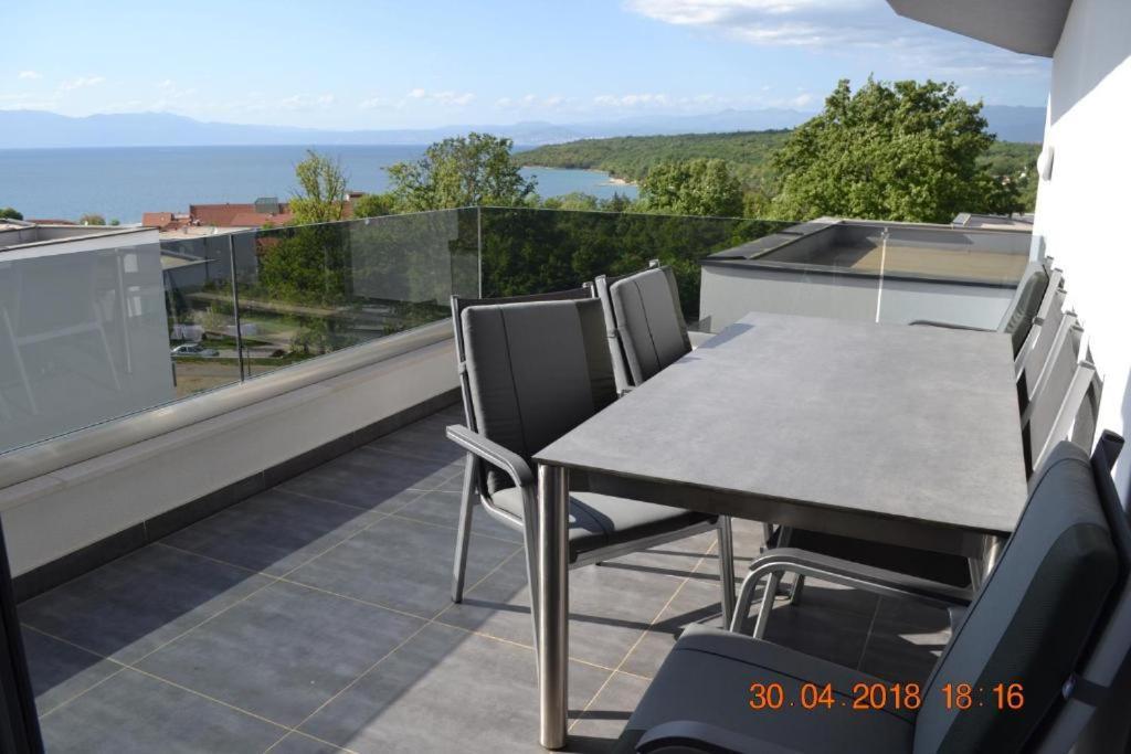 My Paradies - Njivice Penthouse*** 外观 照片
