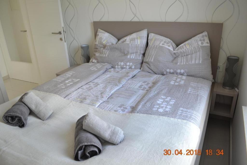 My Paradies - Njivice Penthouse*** 外观 照片