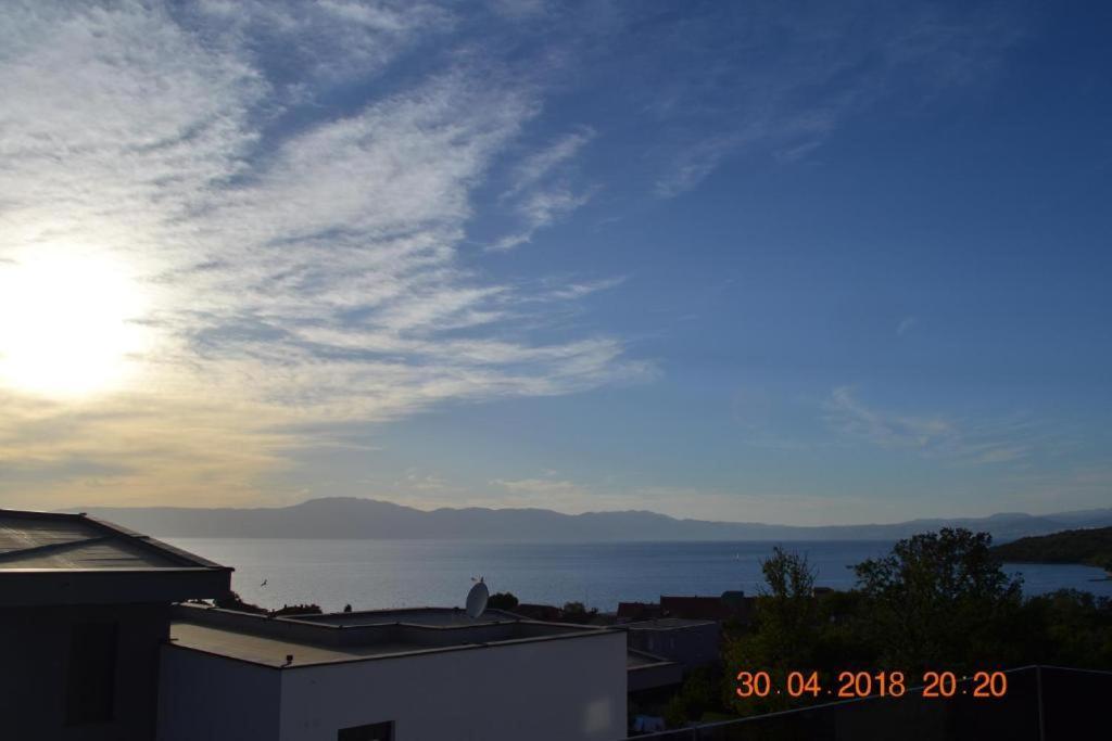 My Paradies - Njivice Penthouse*** 外观 照片